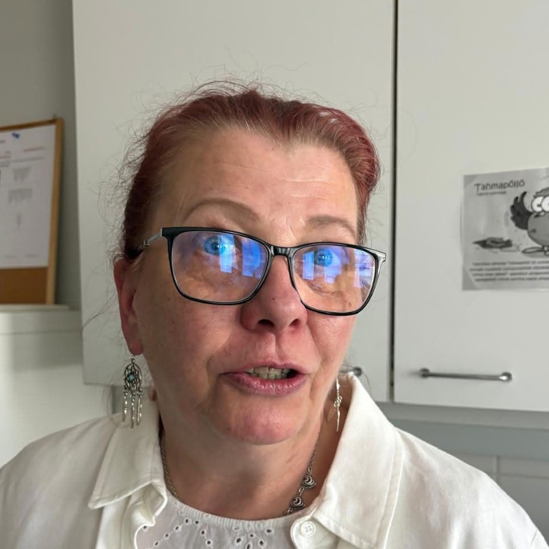 Leila Salin, lähihoitaja — Palveluneliö Oy
