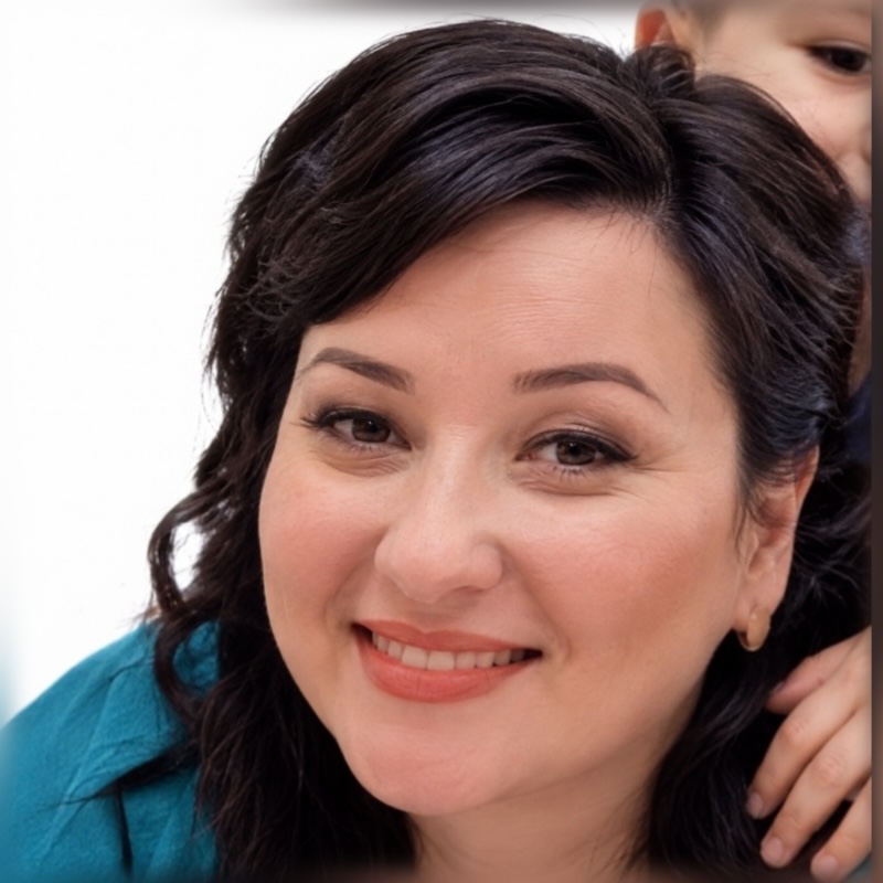 Rada Glazunova, lääkäri (Ukraina), vs. lähihoitaja — Palveluneliö Oy